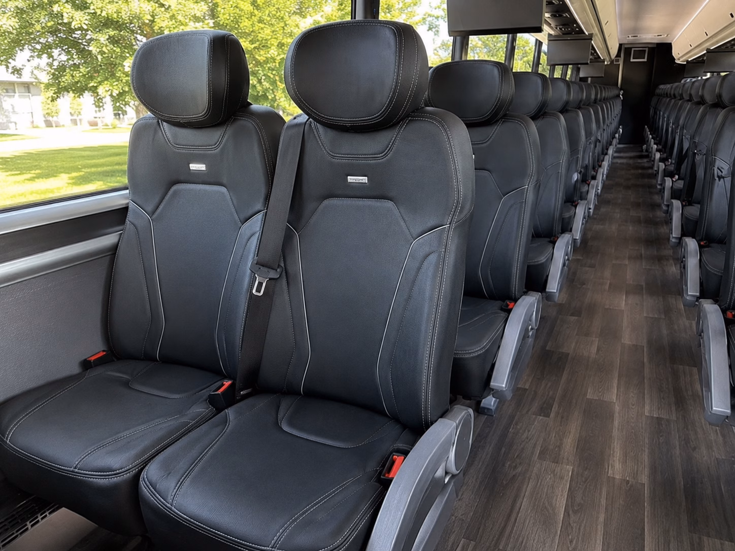 pasadena construction and film crew shuttle buses