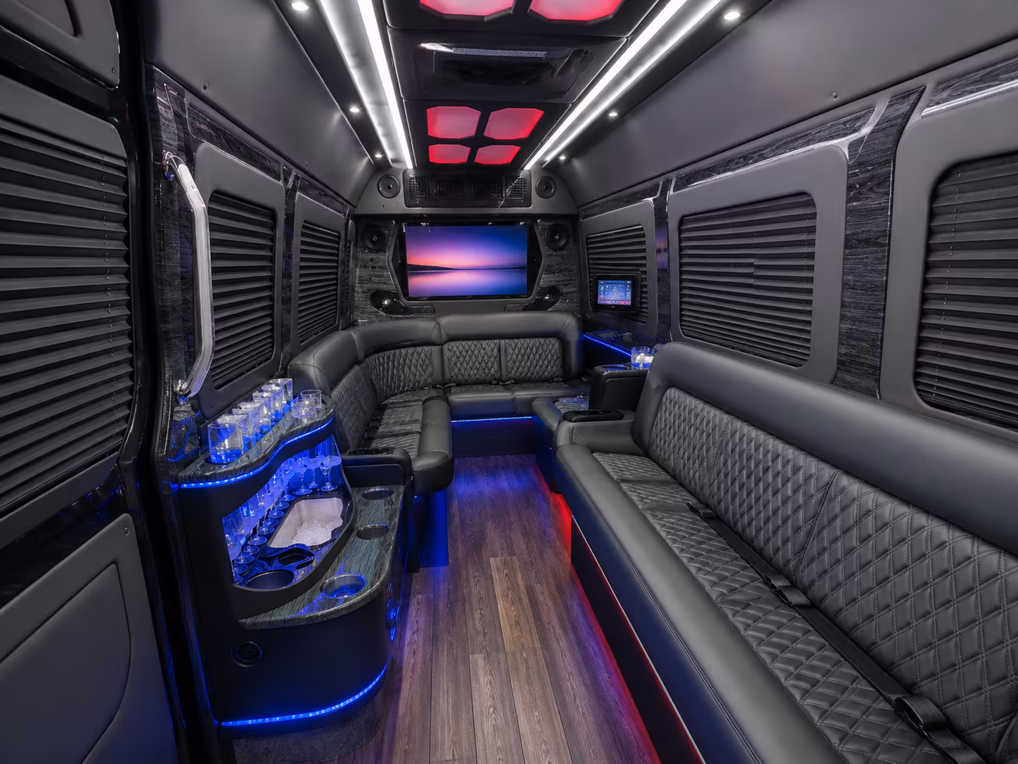 pasadena custom day trip and driving tour bus rentals